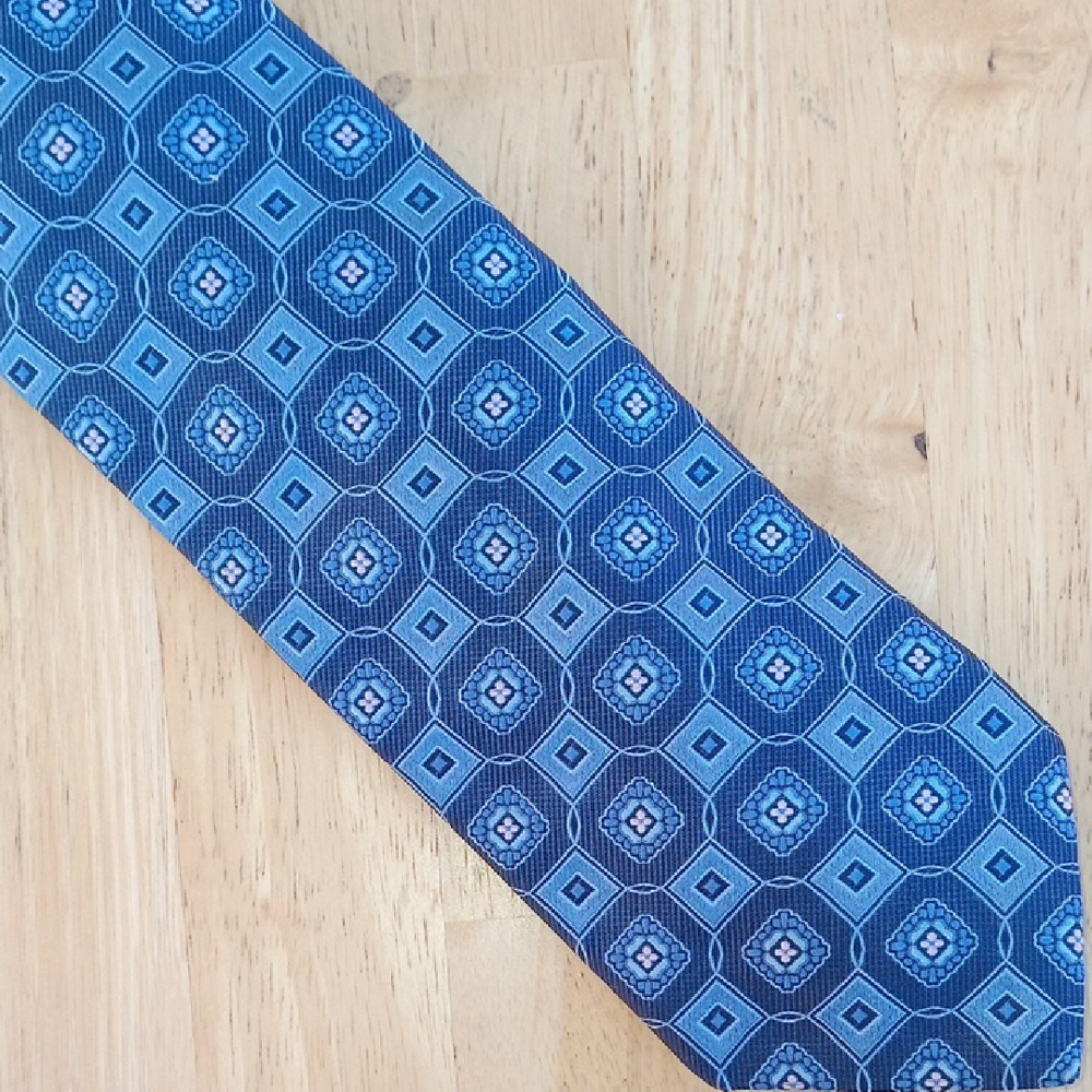 Ike Behar Blue Hexagonal Pattern Tie - image 1